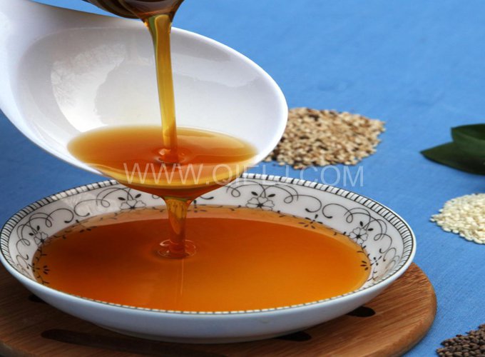 芝麻油提取加工，企鵝糧油機械生產色香味俱佳的油脂(圖1)
